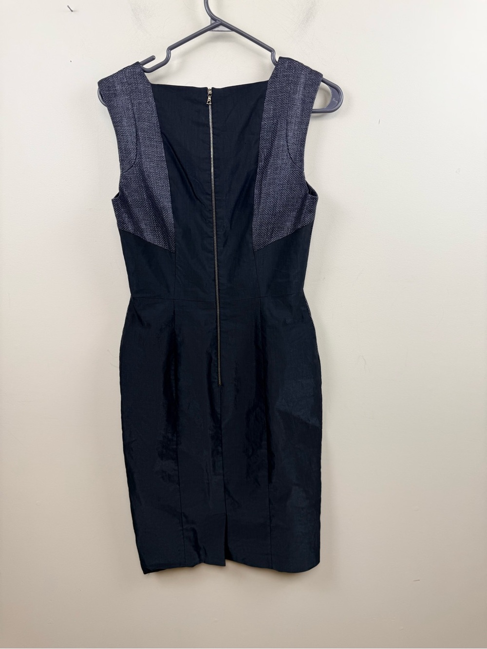 Judith & Charles black linen sleeveless  sheath dress  8 made in Canada - Picture 3 of 10
